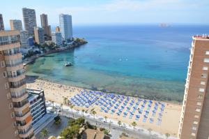 oasis apartamentos benidorm